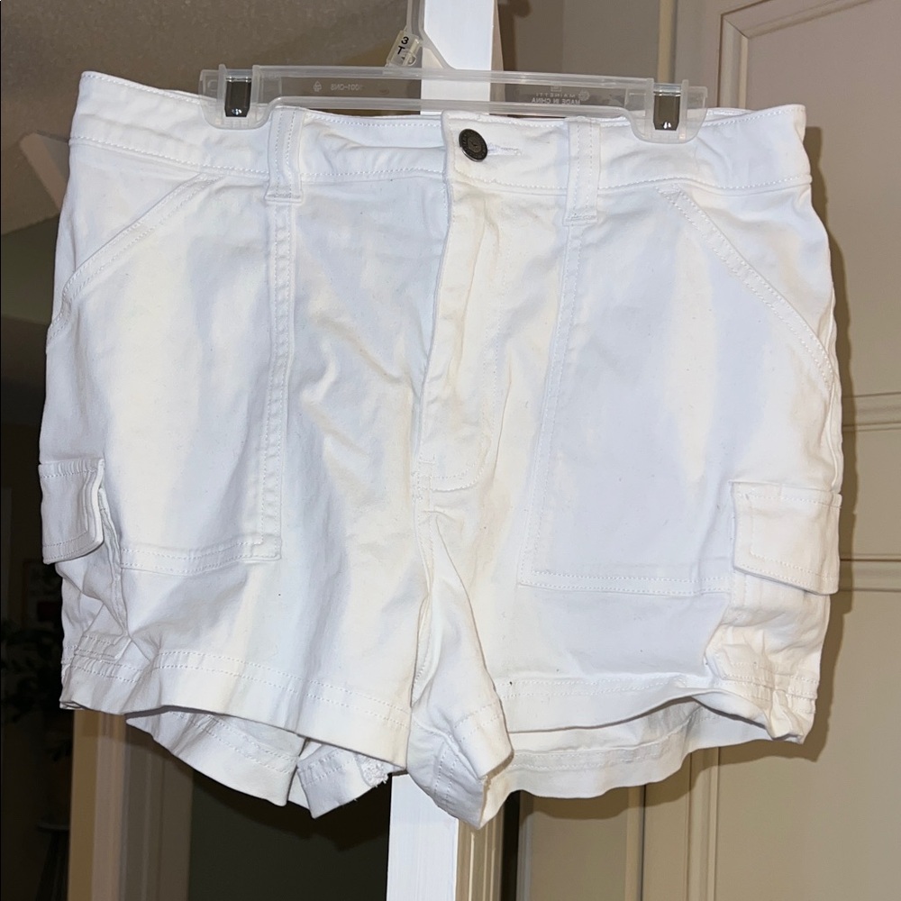 Hollister White Women's Cargo Shorts